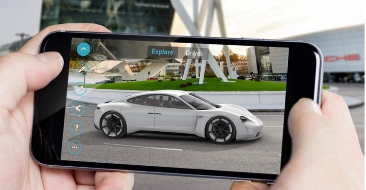 Augmented reality showroom sales of cars