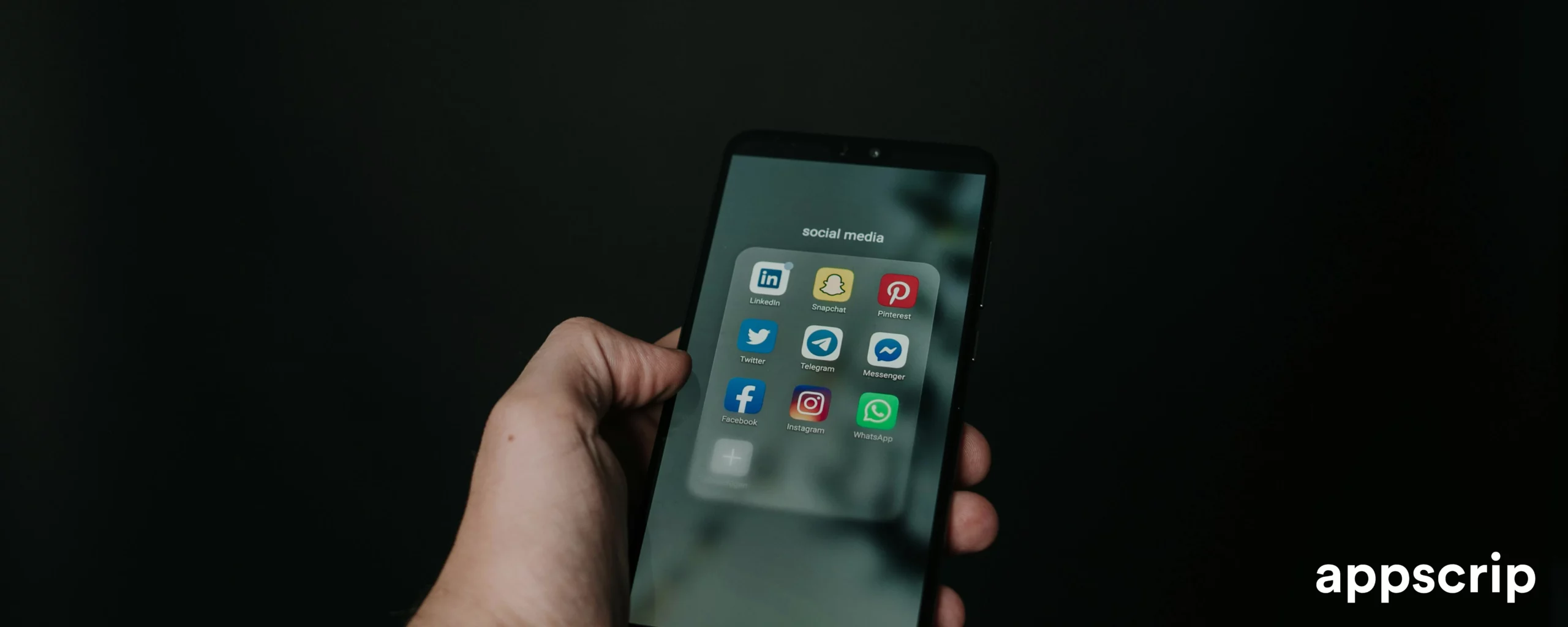 How do social media apps make money - Feature image