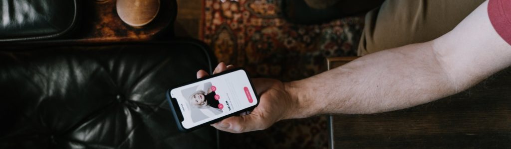 How to make an app like Tinder